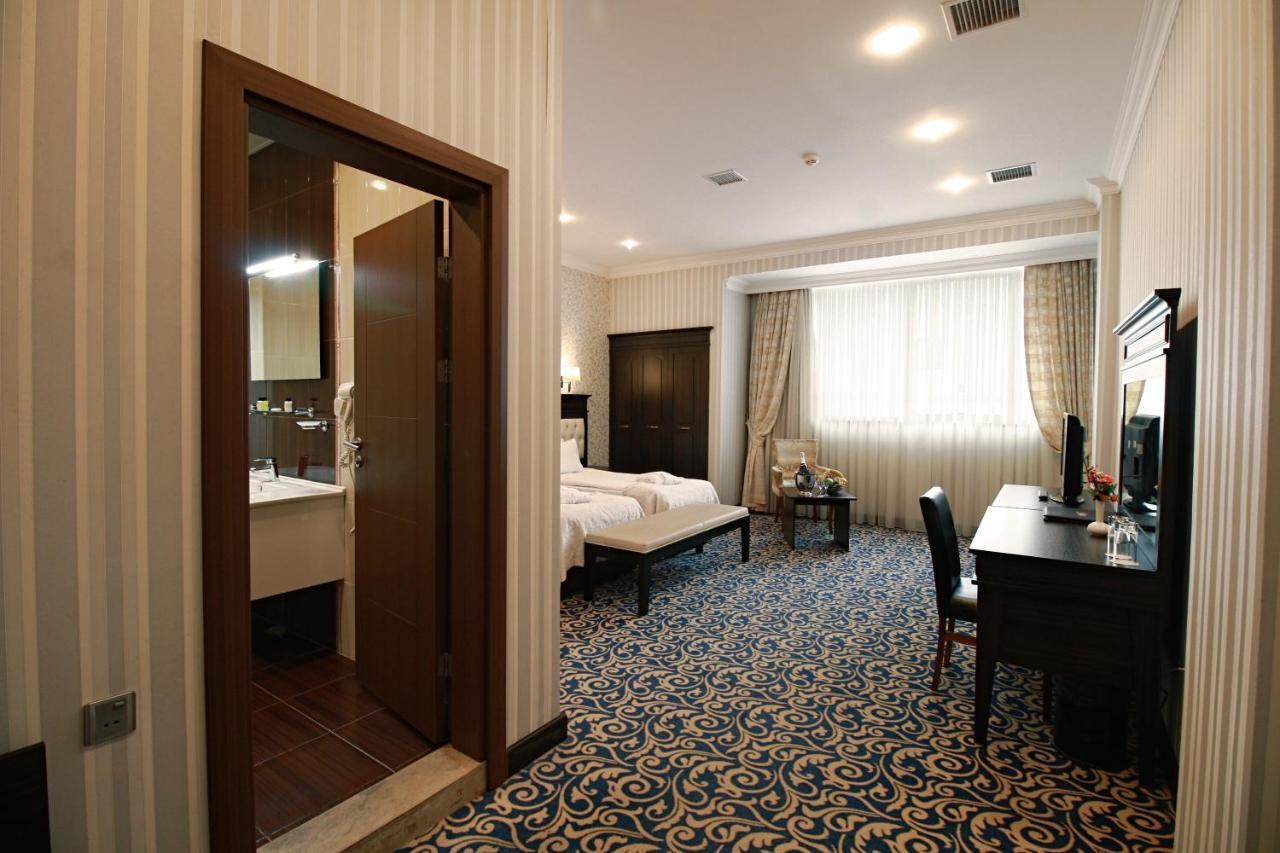 New Baku Hotel Exterior foto