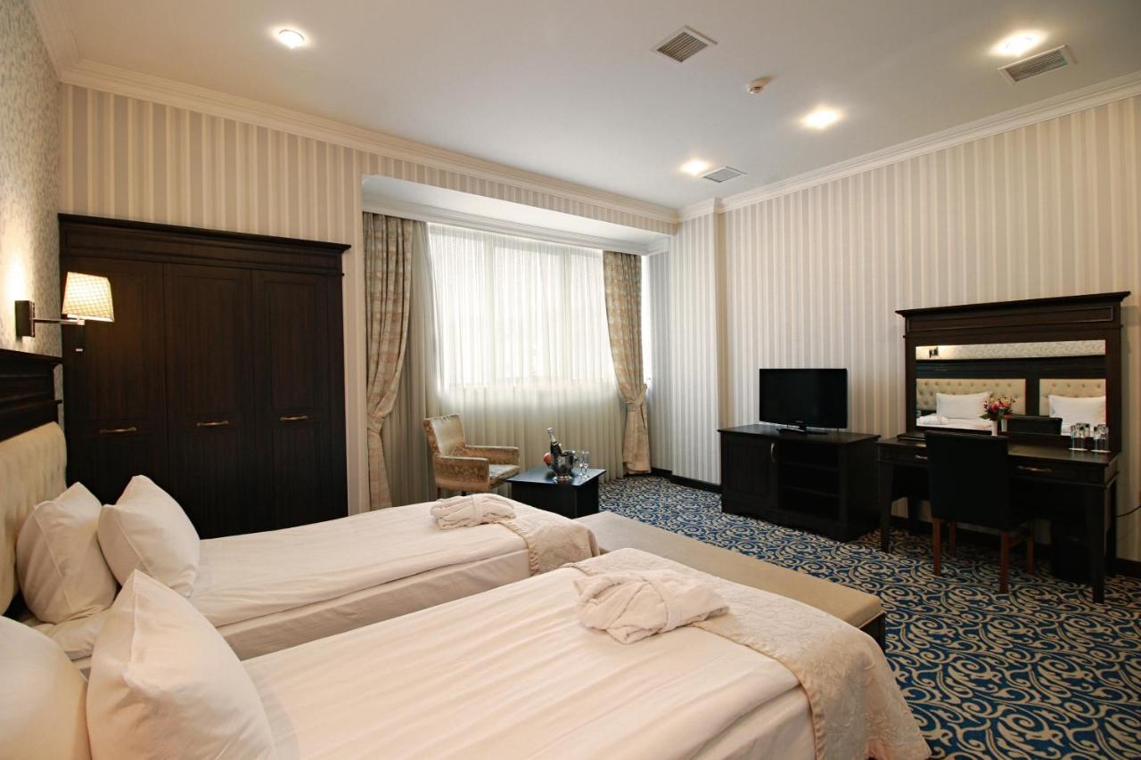 New Baku Hotel Exterior foto